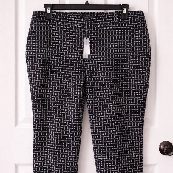 Talbots Pants - Talbots Woman Petites 16WP Geometric Print Pants Black White Career Casual NWT
